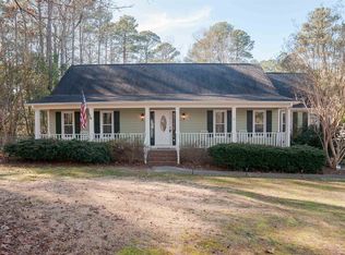 3821 Country Club Rd, Zebulon, NC 27597