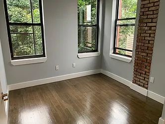 Rented by Premier Metro Realty Corp