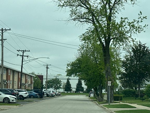 5th image of 9703 Ivanhoe Ave