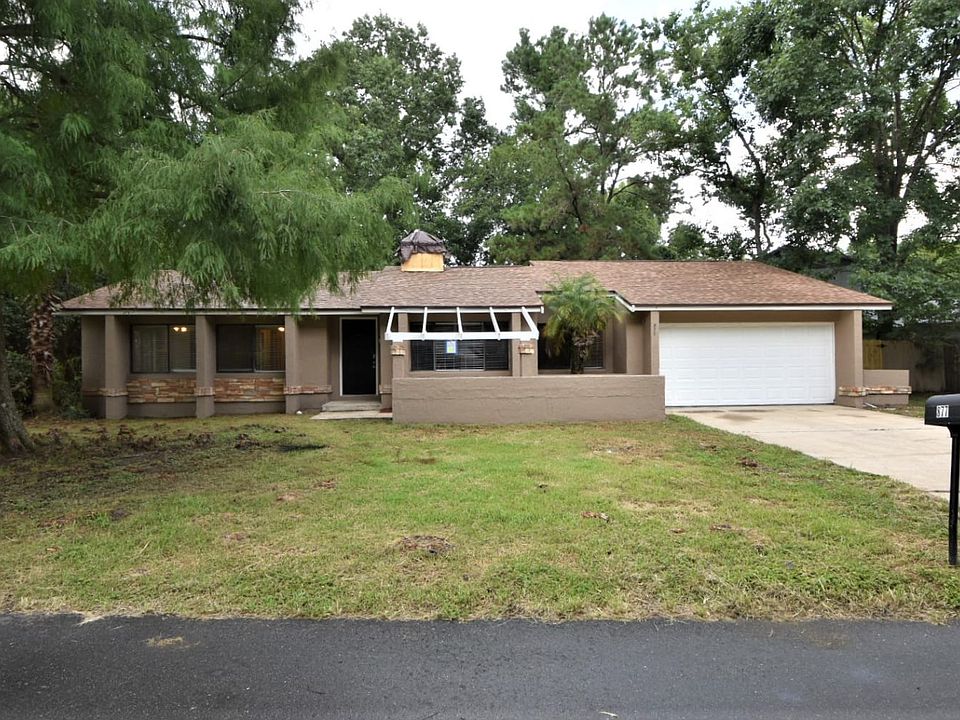1st image of 877 Elgin Dr