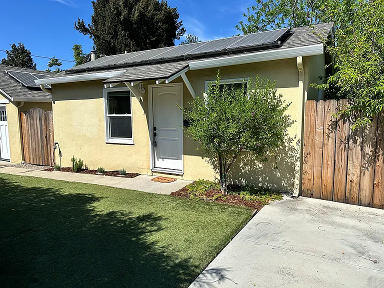 267 W Rincon Ave — Photo 2