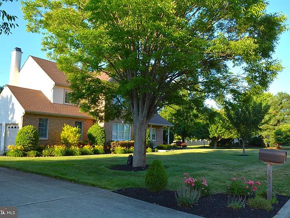 4th image of 105 Cromwell Dr