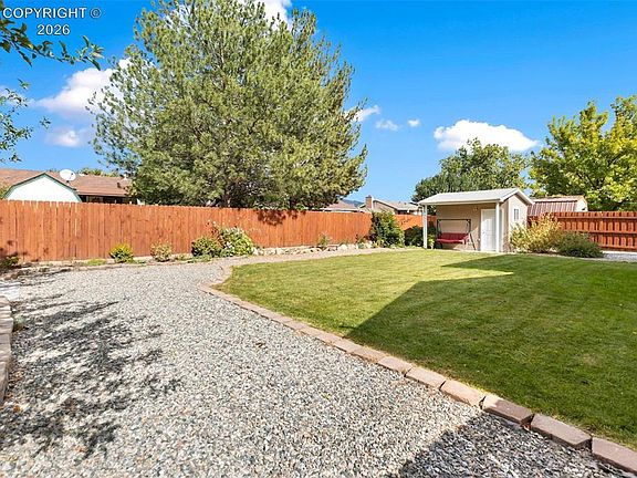 4th image of 615 Twinflower Dr