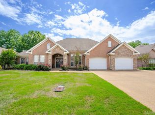 4335 Tree House Dr, Conway, AR 72034