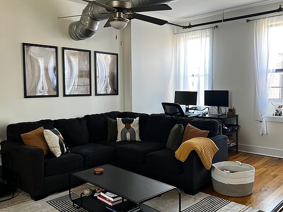 3rd image of 1432 Race St #4