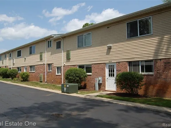 5299 Highland Rd Unit 202, Waterford, MI 48327