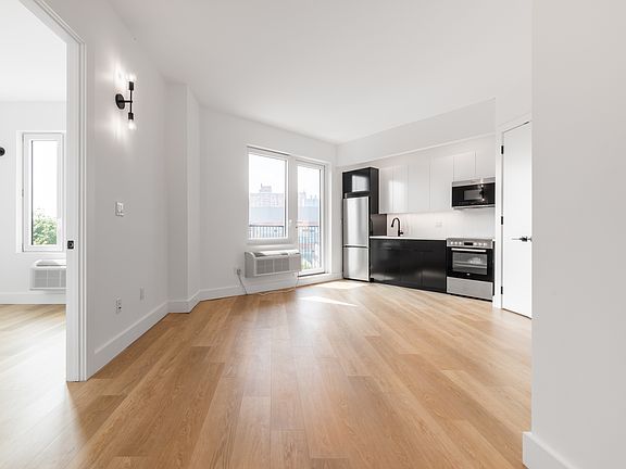 4th image of 1042 President St #6K