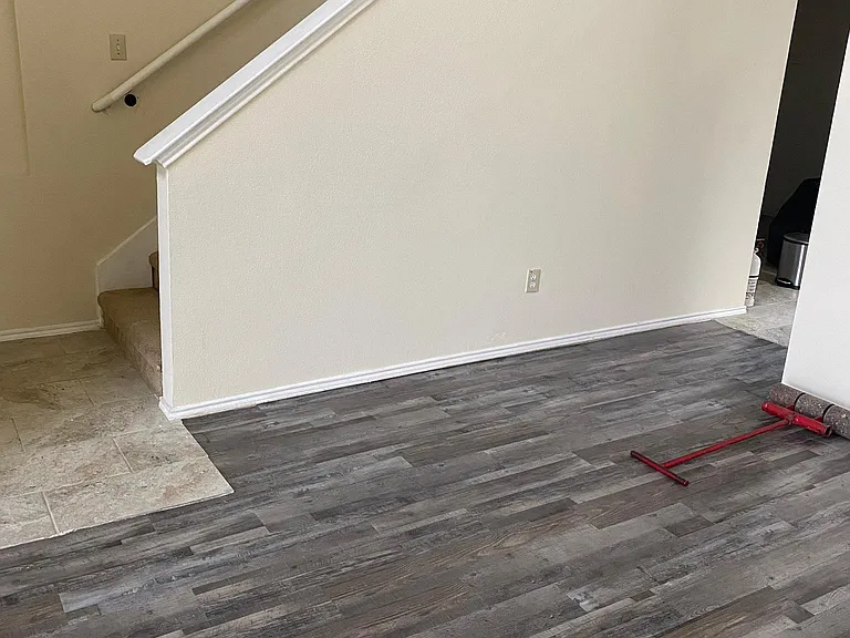 1612 Wolf Creek Dr — Photo 3
