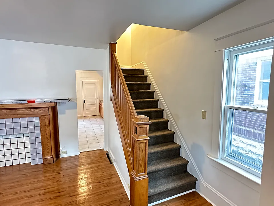 2627 Van Buren Ave