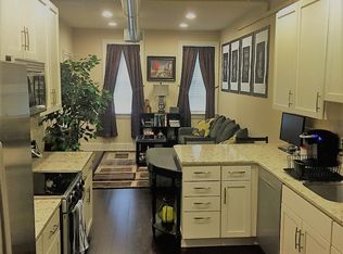 221 E King St #1, Lancaster, PA 17602
