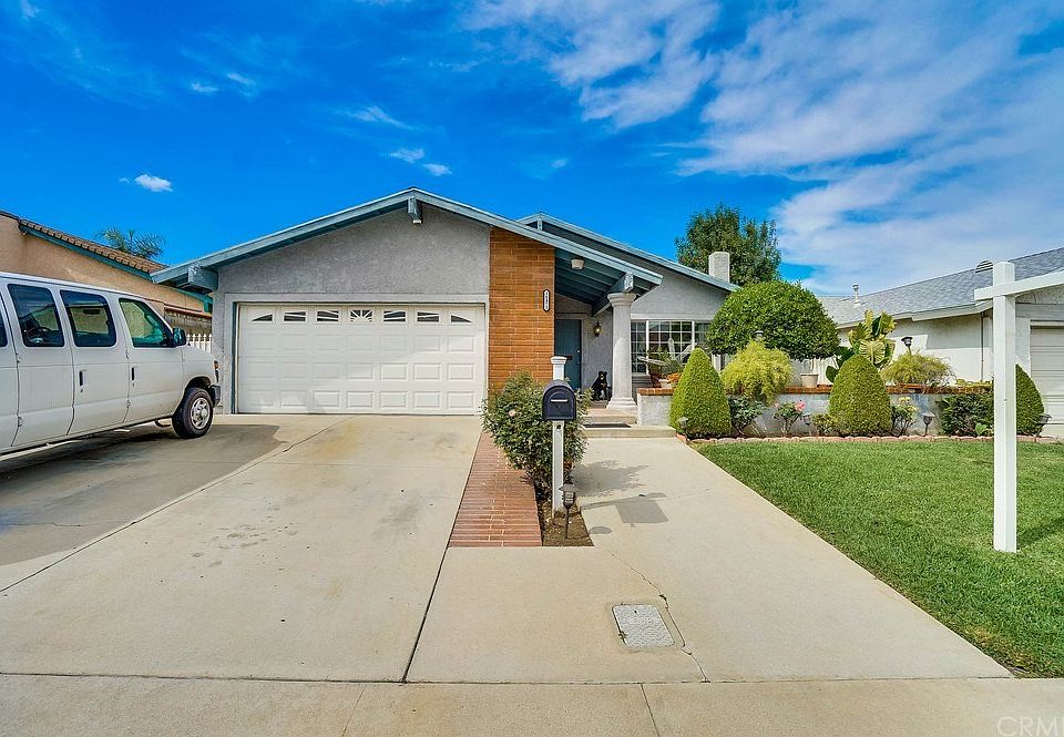 1st image of 16471 Elm Haven Dr