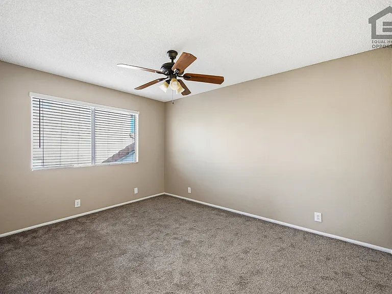 7202 W Corrine Dr — Photo 29