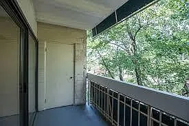 6145 Leesburg Pike #208 — Photo 9