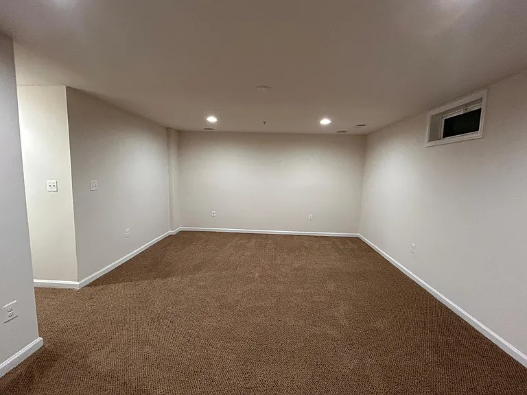 8071 Locust Mill St — Photo 34