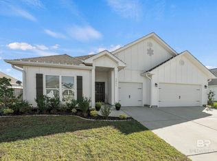 3851 Mercury Cir, Gulf Shores, AL 36542