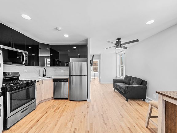 3rd image of 2486 Hughes Ave #8