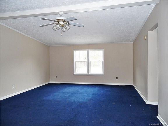 4th image of 3017 Heather Hill Ln