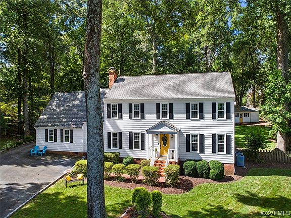 2nd image of 1700 Bramsford Ct