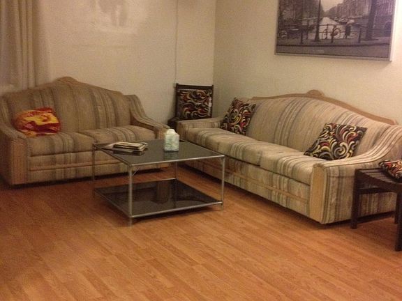 4th image of 2111 N Hicks Ave