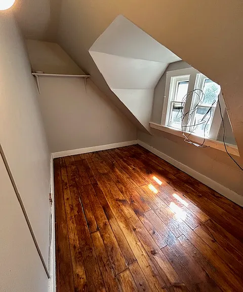 241 Curtis St — Photo 17