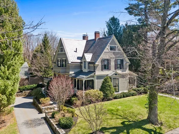 74 Putnam St, Newton, MA 02465