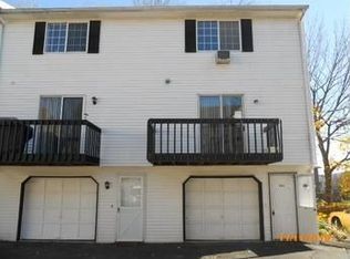 85 Aetna St APT 1, Naugatuck, CT 06770
