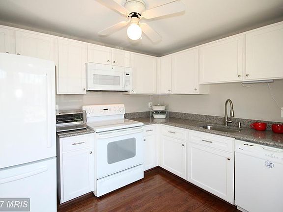 2nd image of 3015 Silent Valley Dr