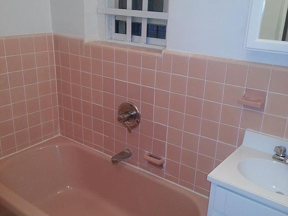 2nd image of 4816 46th St APT A1