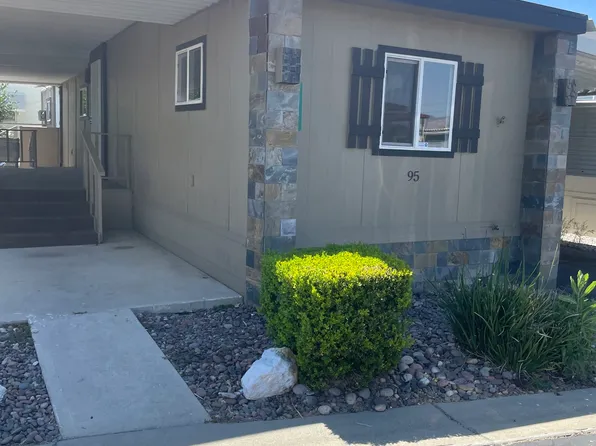 260 N Lyon Ave Spc 95, Hemet, CA 92543