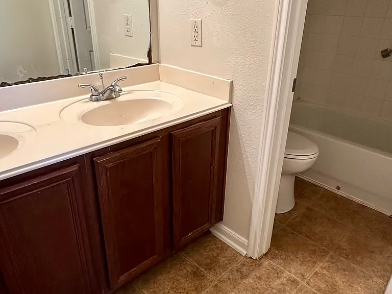 1914 Natalie Rose Dr — Photo 13