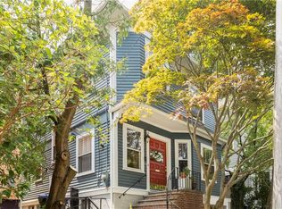89 Halsey St, Providence, RI 02906