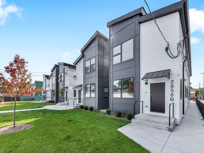 2852 W Harrison St #A, Chicago, IL, 60612