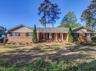 745 Old Tucker Rd, Stone Mountain, GA 30087