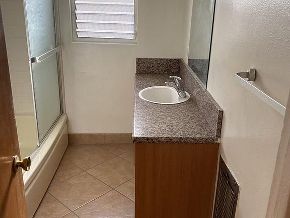 5th image of 11747 Dorothy St #8