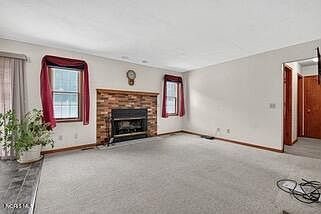 3rd image of 8015 Stever Rd