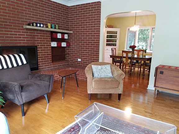 3rd image of 653 Wesley Ave