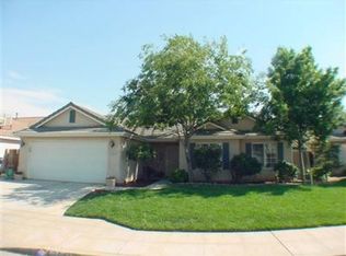 2641 E Hillview Ave, Fresno, CA 93720