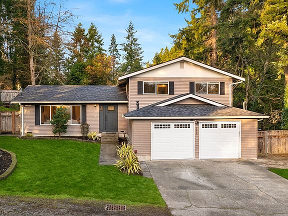 3rd image of 3410 NE 202nd Street