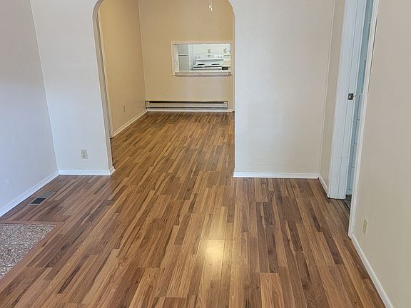 3rd image of 211 College Ave #215