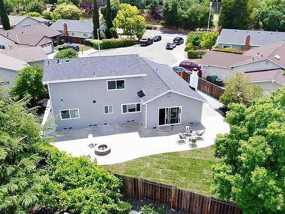2nd image of 53 Bigelow Pl