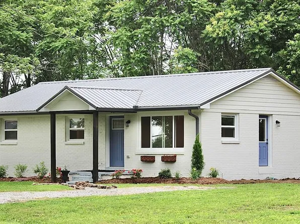 762 Austin Bottom Rd, Baxter, TN 38544