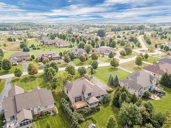4th image of 2070 Hollow Oak Dr