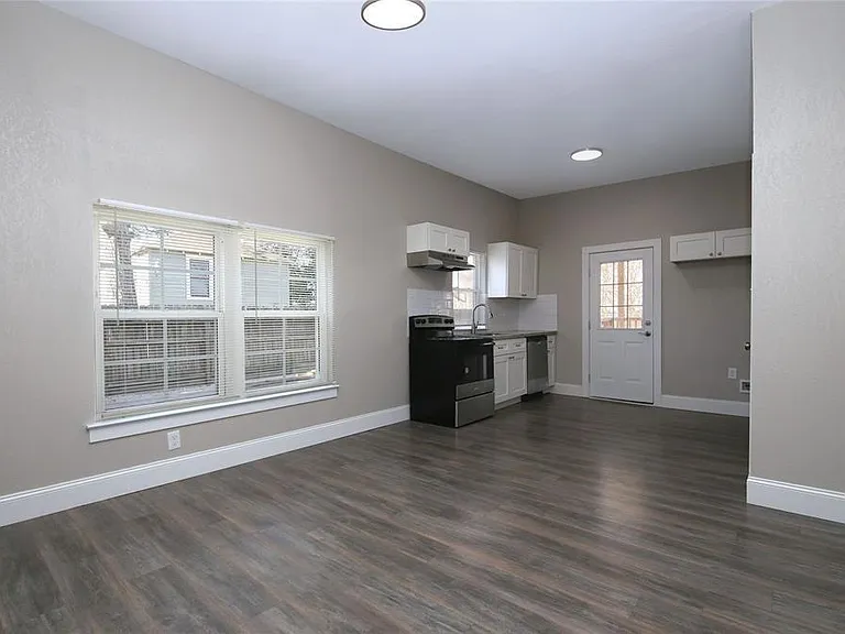 4445 Rusk St #1 — Photo 11