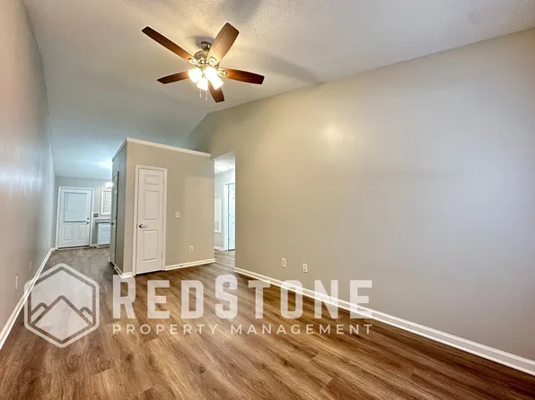 502 Lashley St APT G, Graham, NC 27253