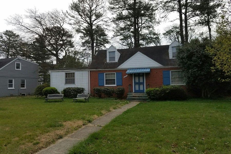1st image of 1013 Willow Lawn Dr