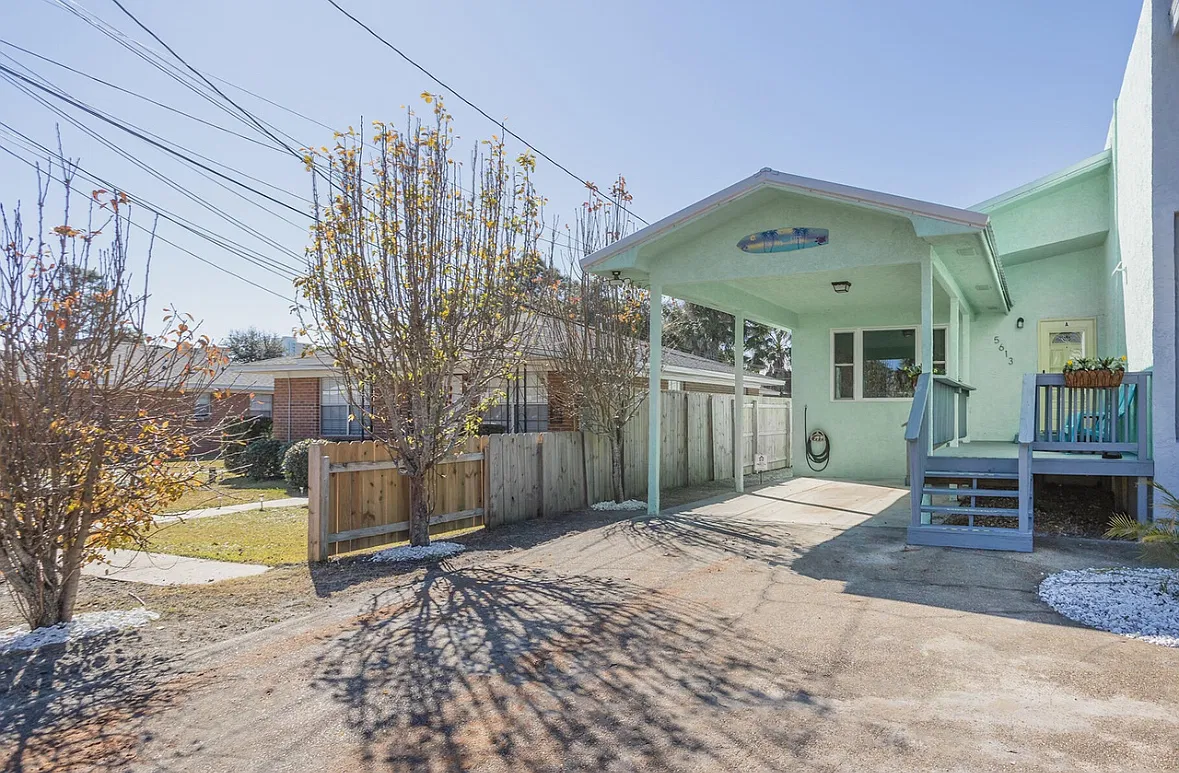 Hilltop Ave, Panama City — Photo 3