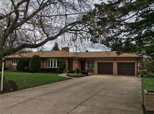 1205 W 52nd St, Erie, PA 16509