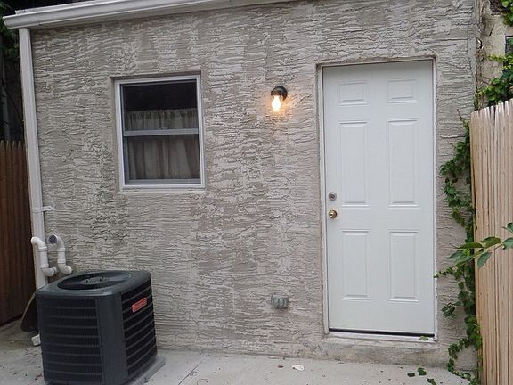 5th image of 1031 S Dorrance St