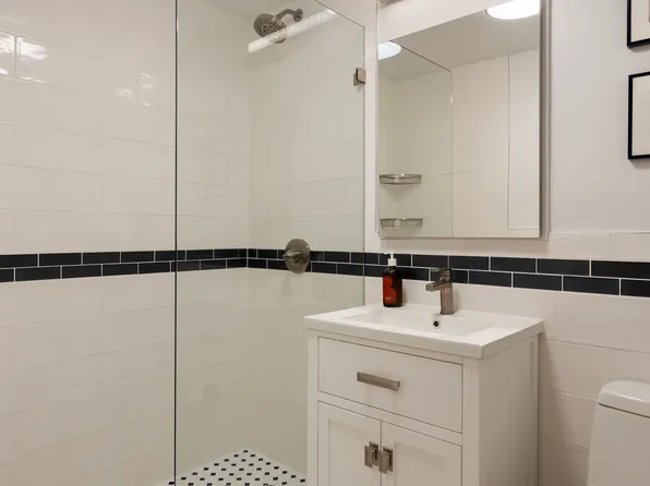 23 Waverly Place image 9 of 15