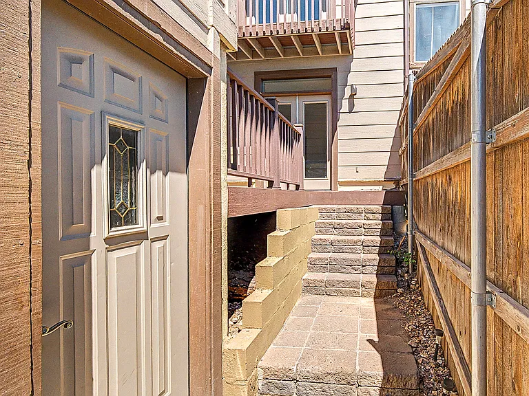 1519 E Payton Way #1 — Photo 9